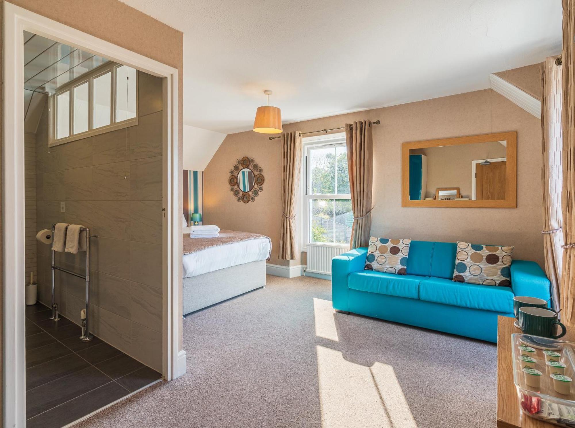 Rooms At The Highcliffe Aberporth Exterior photo